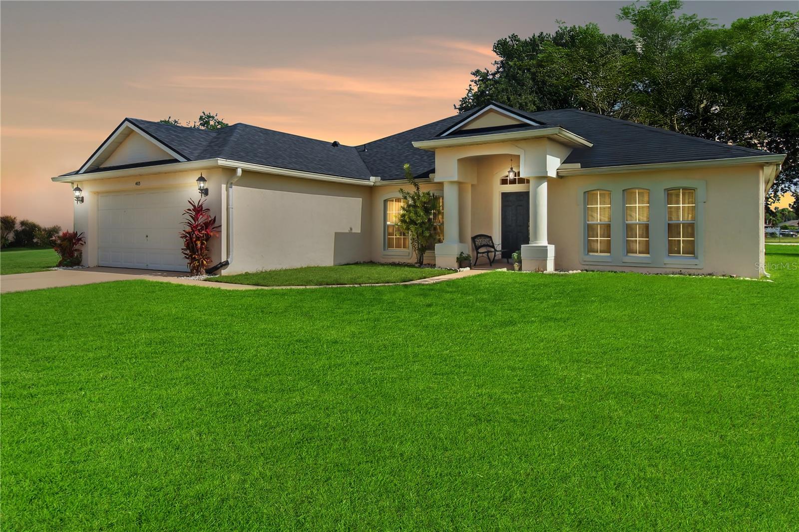 Image 3 of 38 For 403 Albatross Court