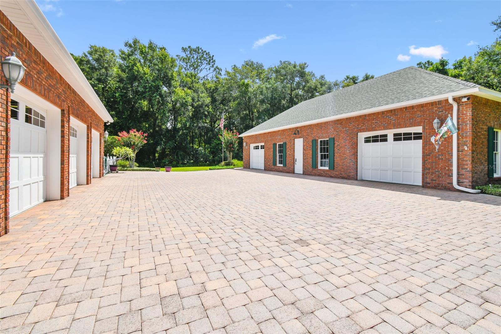 Image 4 of 66 For 1745 Taylor Woods Road