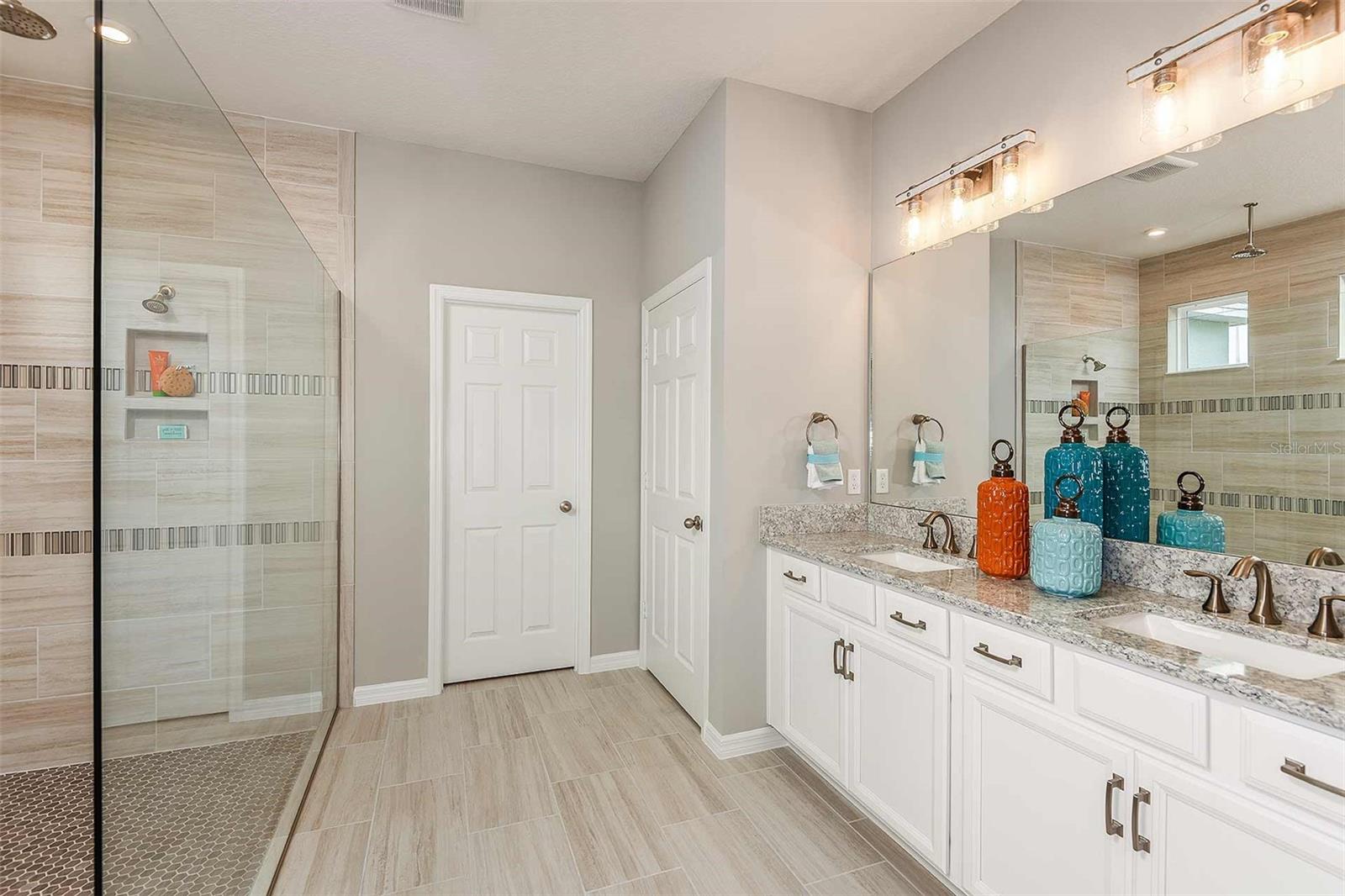 Image 13 of 35 For 657 Snowy Egret Court