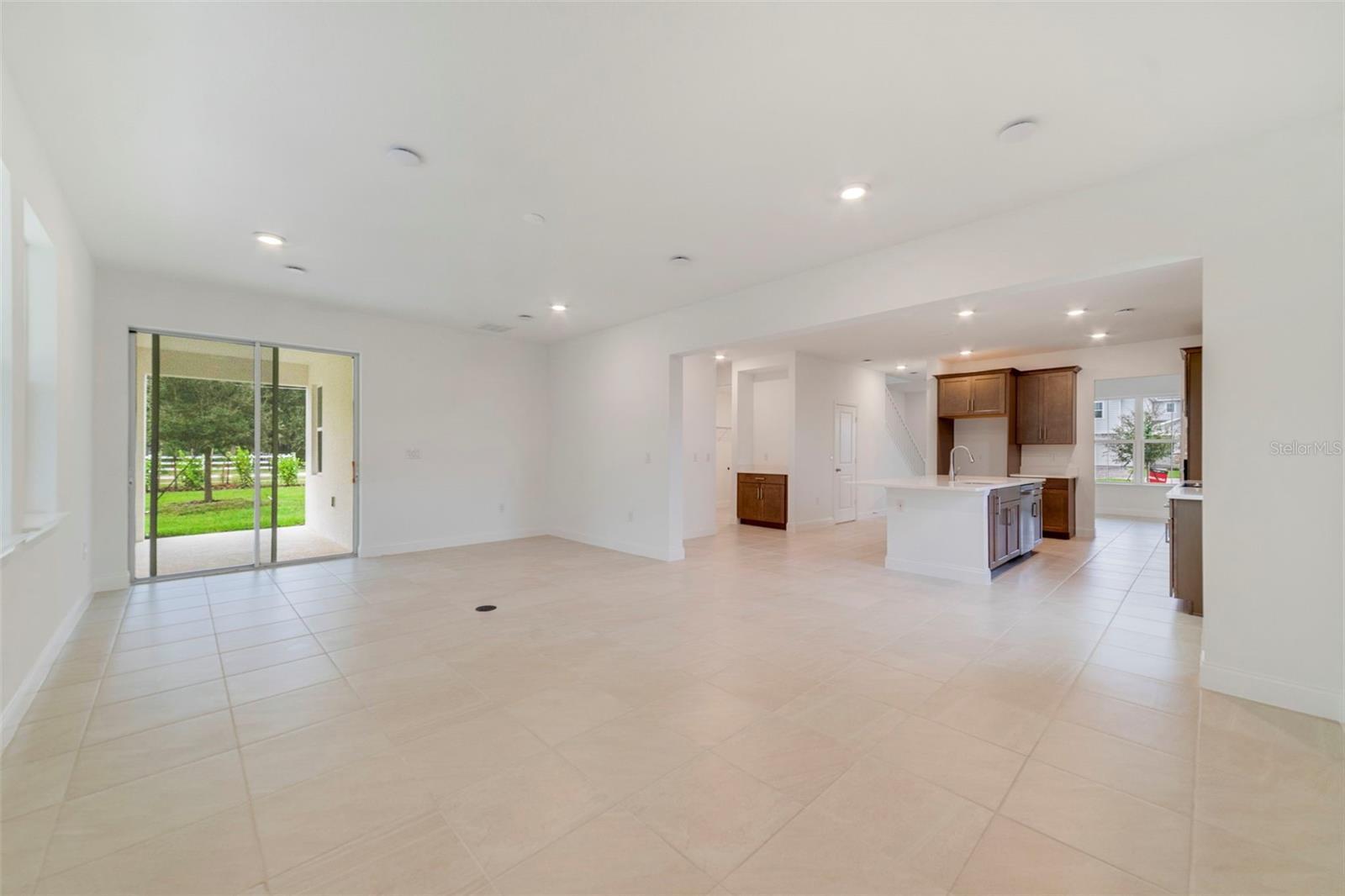 Image 17 of 35 For 657 Snowy Egret Court