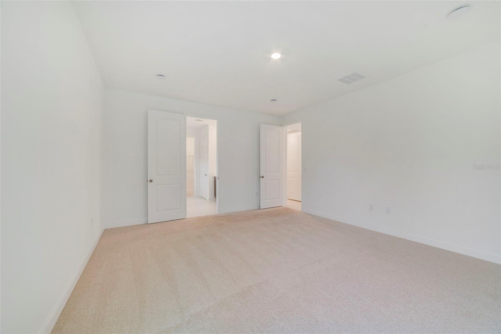 Image 21 of 35 For 657 Snowy Egret Court