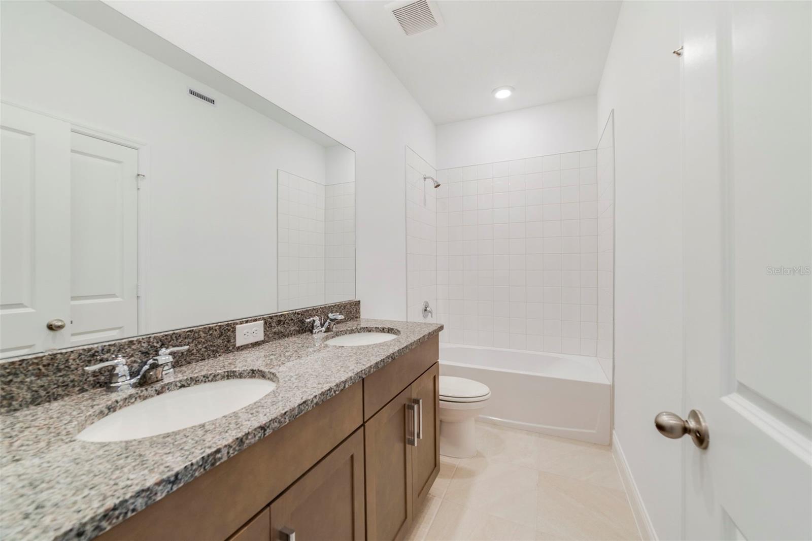 Image 26 of 35 For 657 Snowy Egret Court