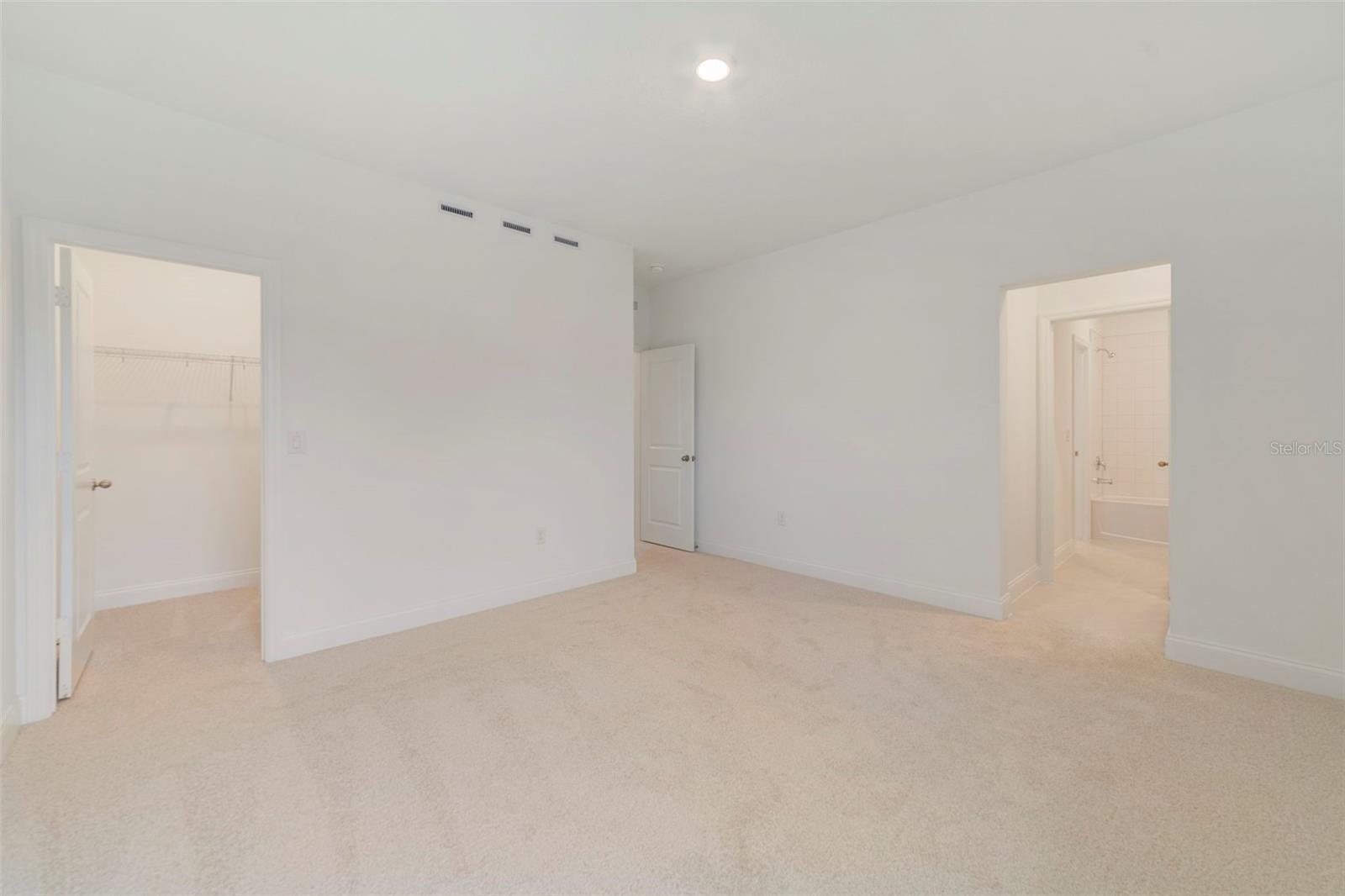 Image 32 of 35 For 657 Snowy Egret Court