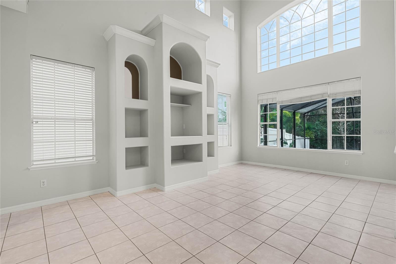 Image 12 of 39 For 2555 Sand Arbor Circle
