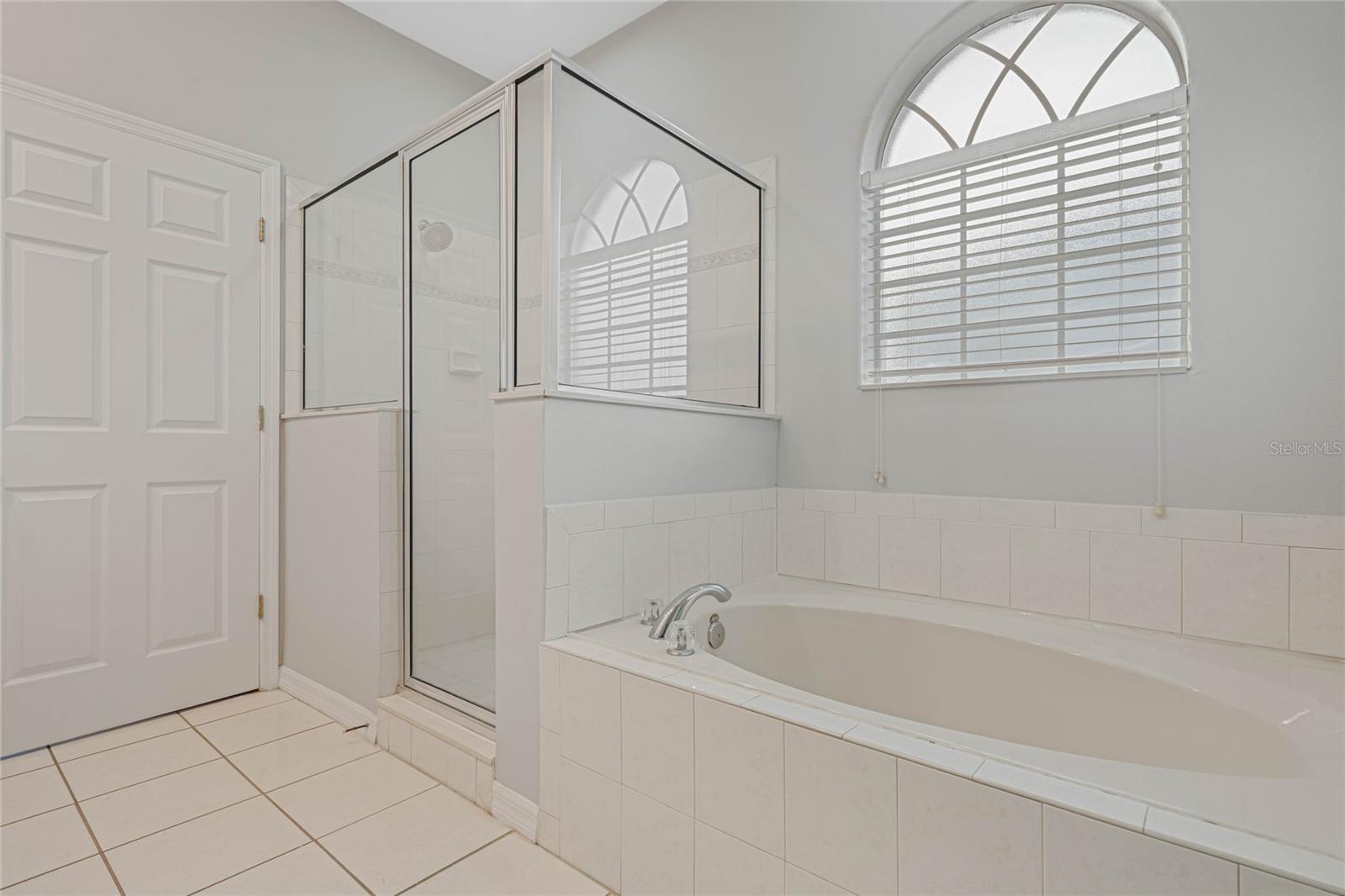 Image 29 of 39 For 2555 Sand Arbor Circle