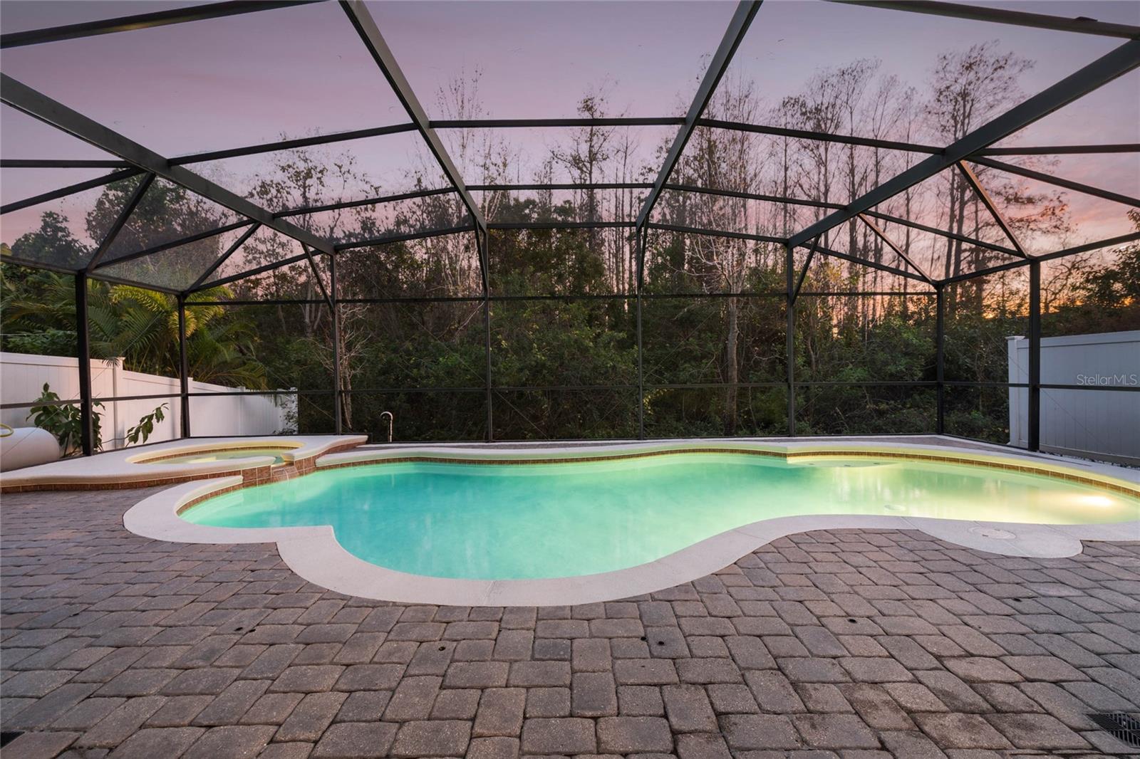 Image 32 of 39 For 2555 Sand Arbor Circle