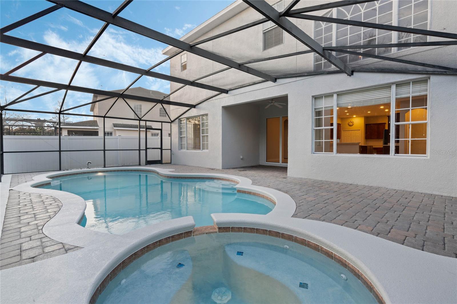 Image 4 of 39 For 2555 Sand Arbor Circle