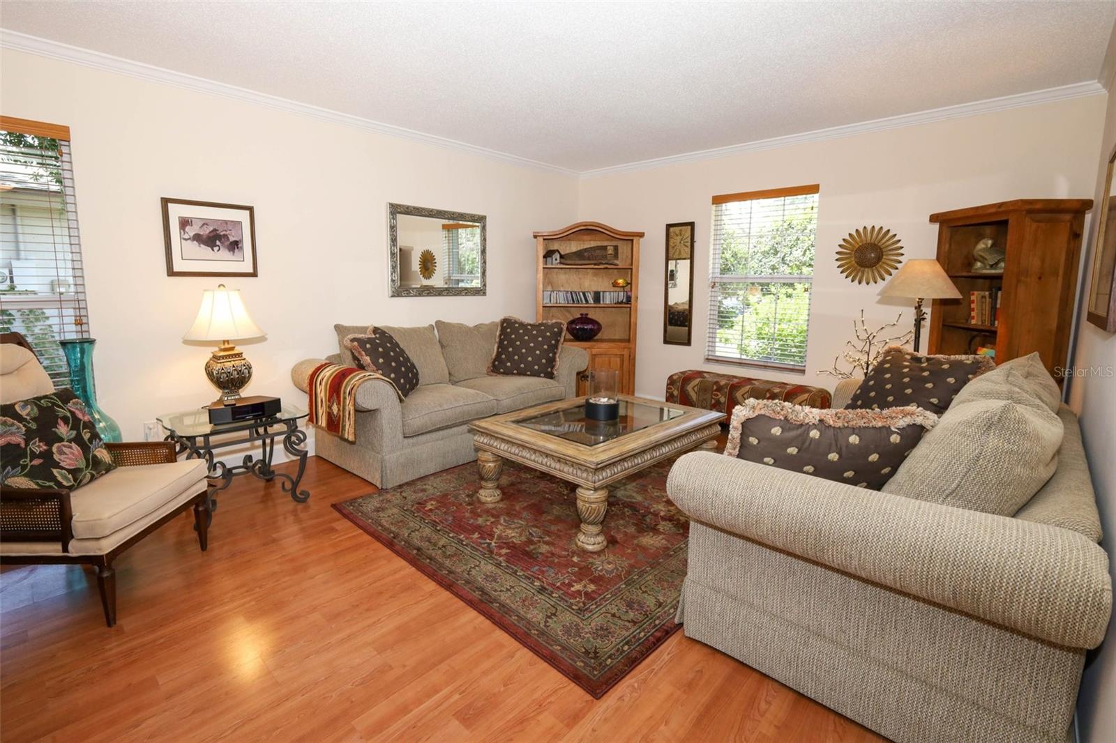 Image 17 of 67 For 515 Devonshire Boulevard