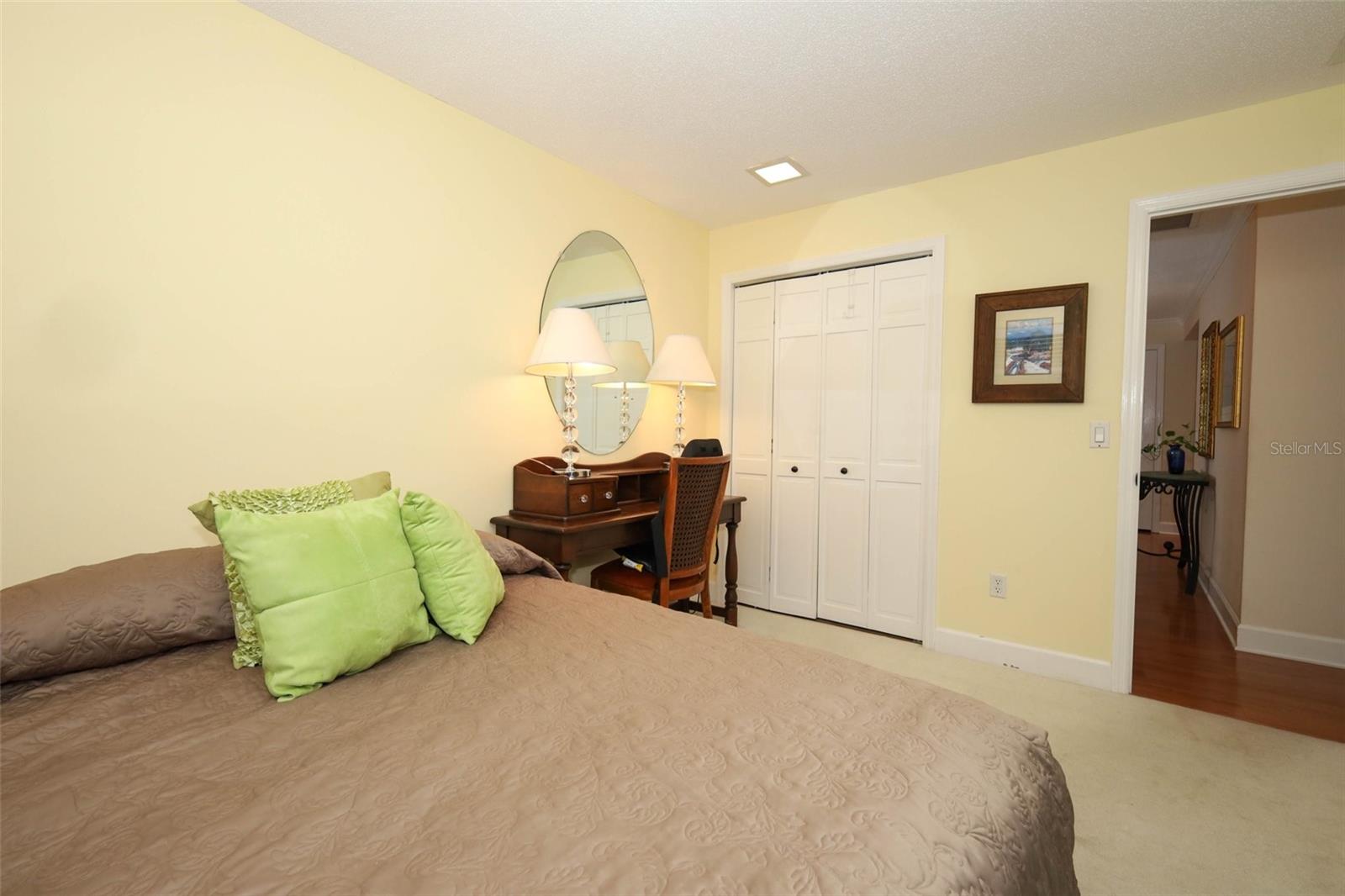 Image 39 of 67 For 515 Devonshire Boulevard