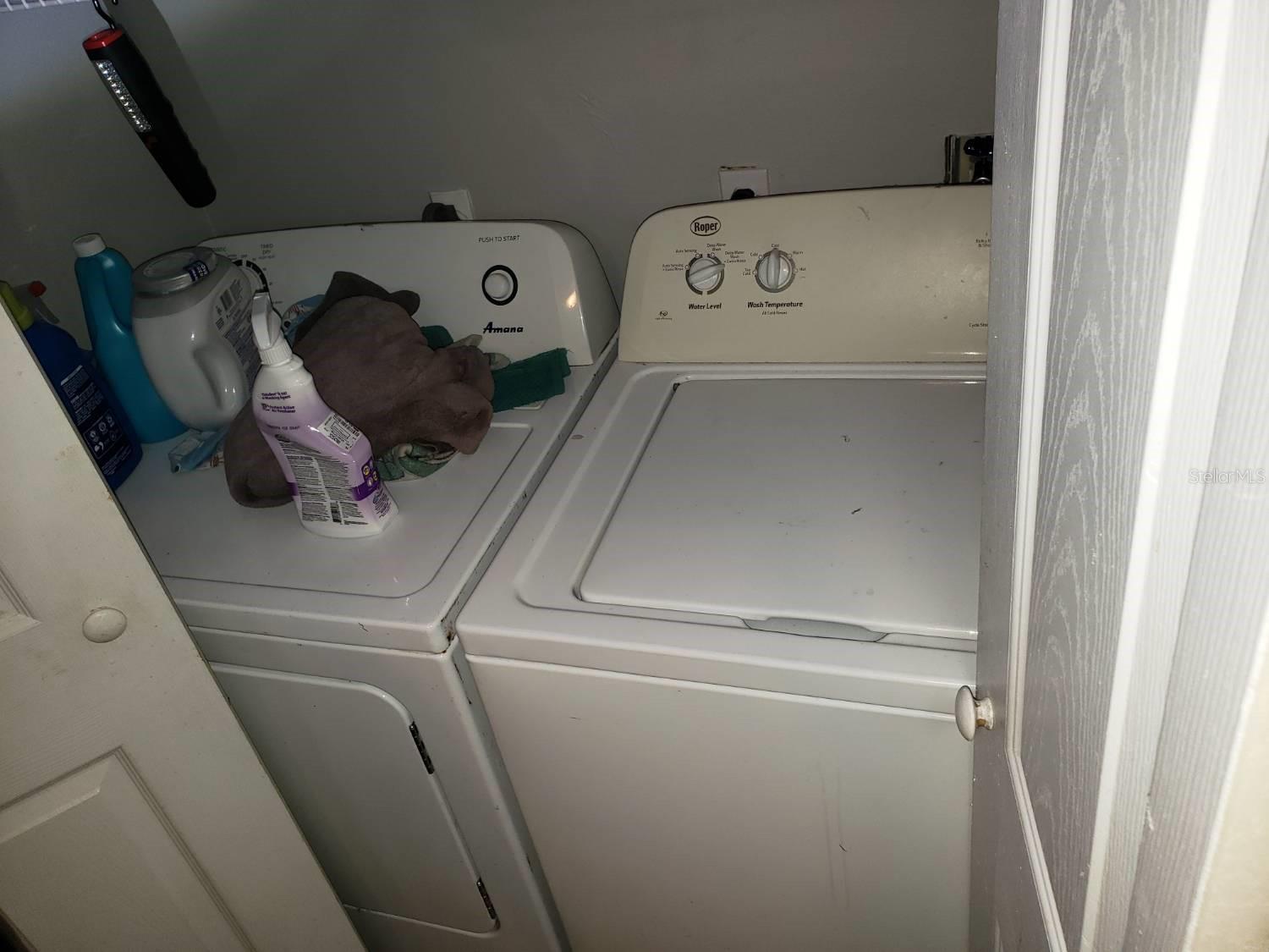 Listing photo id 10 for 3741 41st Street