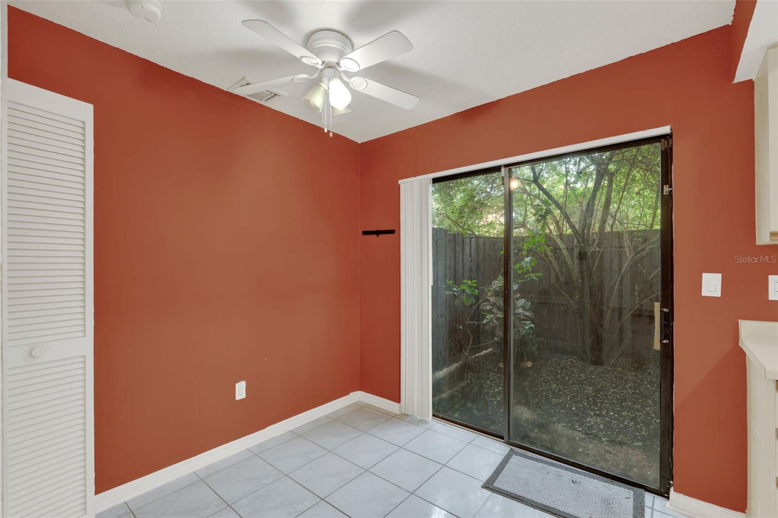 Image 7 of 19 For 3267 Forest Oaks Court 111