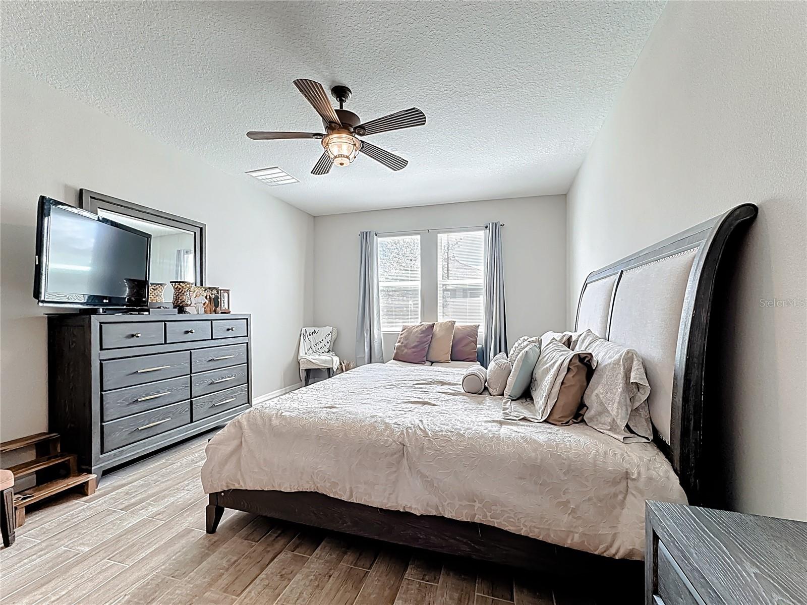 Image 19 of 33 For 3924 Cabo Rojo Drive