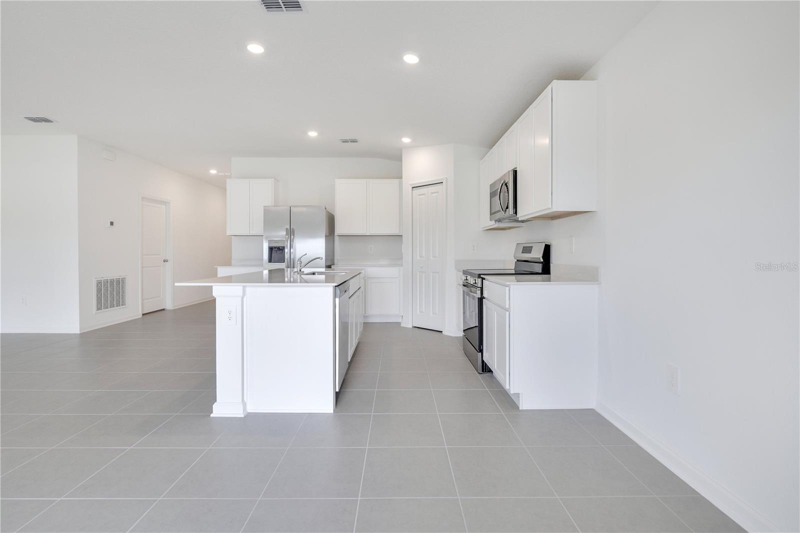 Image 10 of 36 For 2494 Mckinley Drive