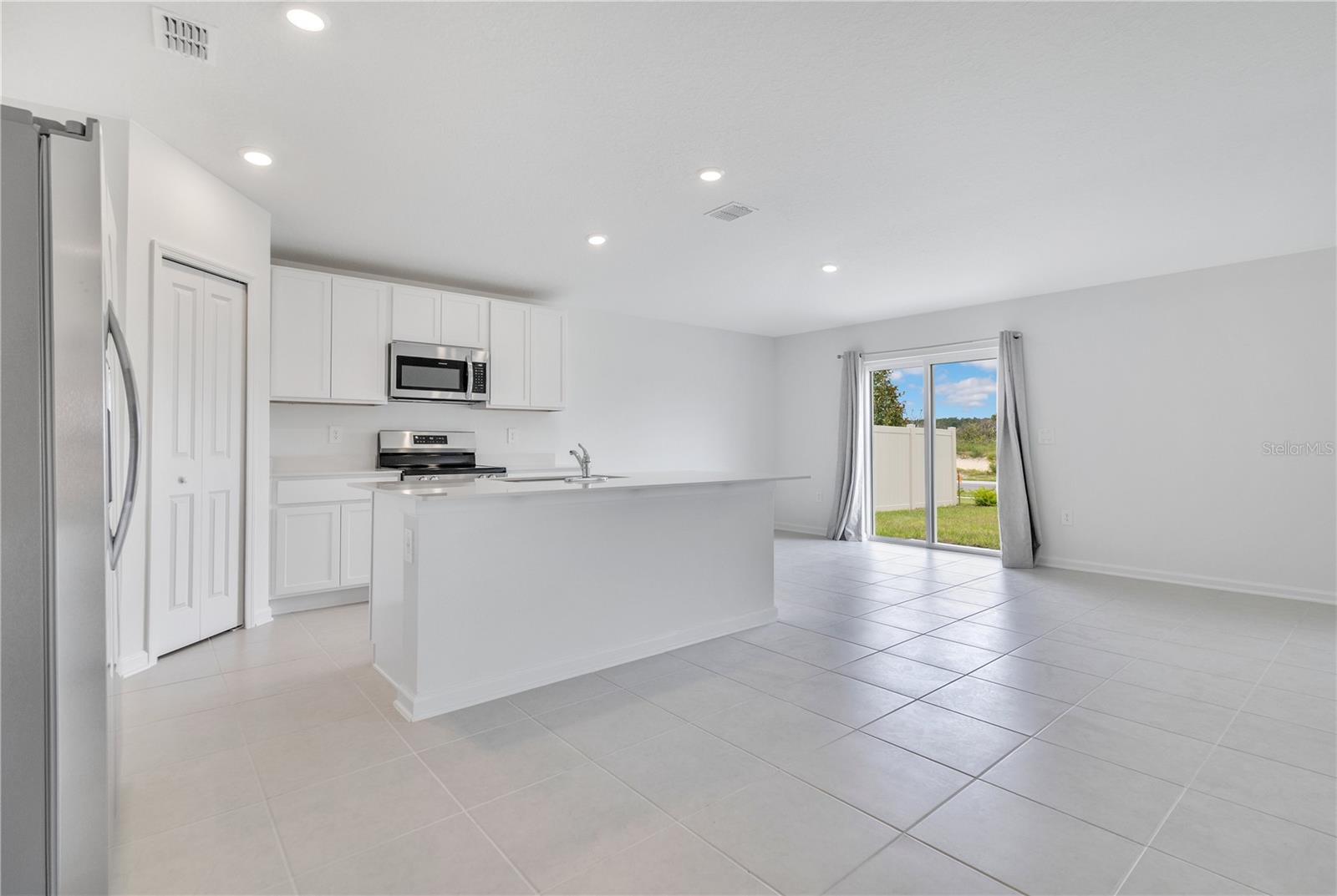 Image 5 of 36 For 2494 Mckinley Drive