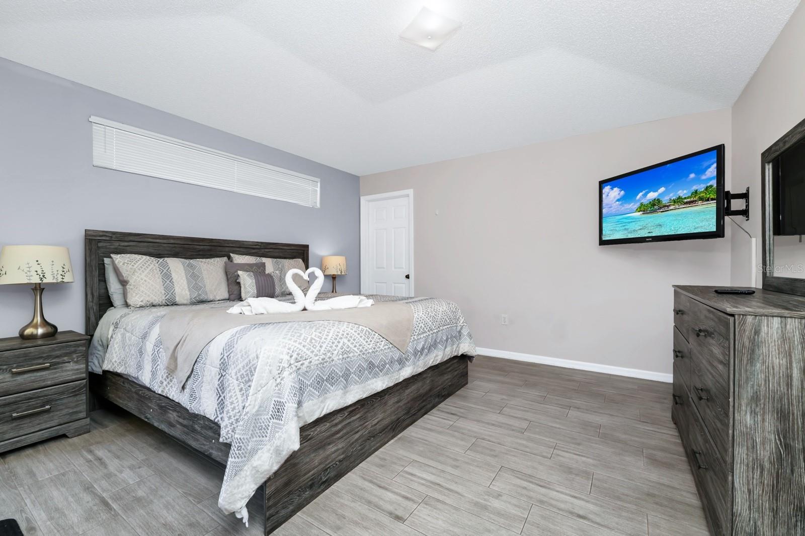 Image 33 of 47 For 1520 Gulf Vue Drive