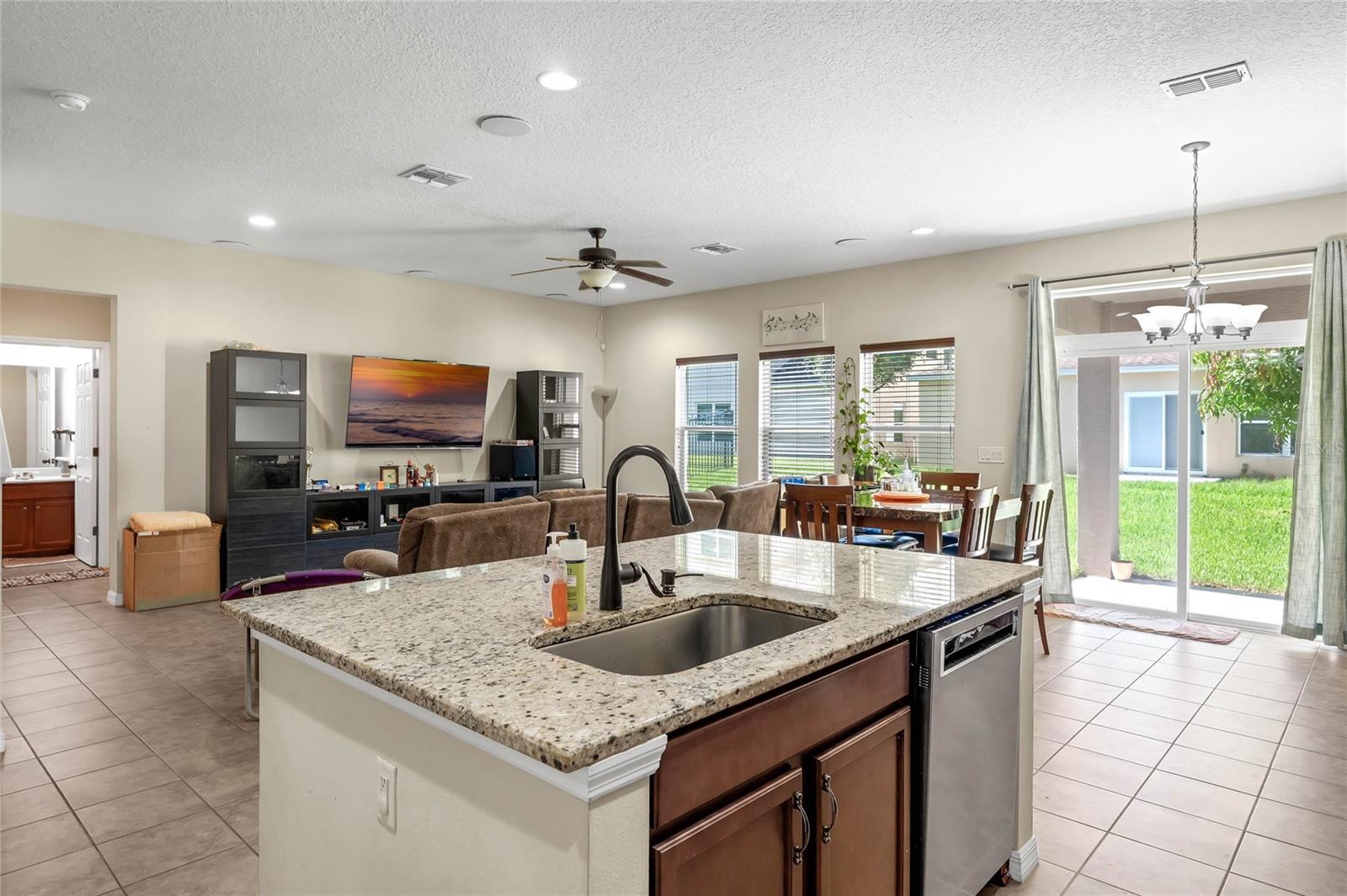 Image 4 of 32 For 14141 Waterford Creek Boulevard