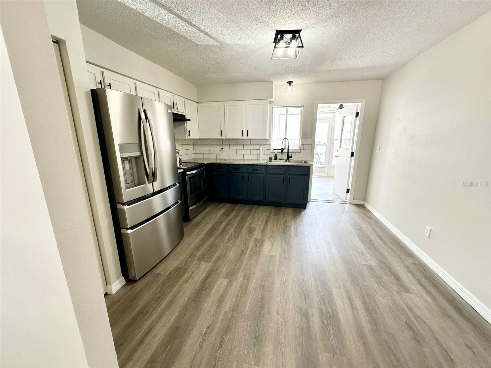 Image 5 of 14 For 3127 Villa Road