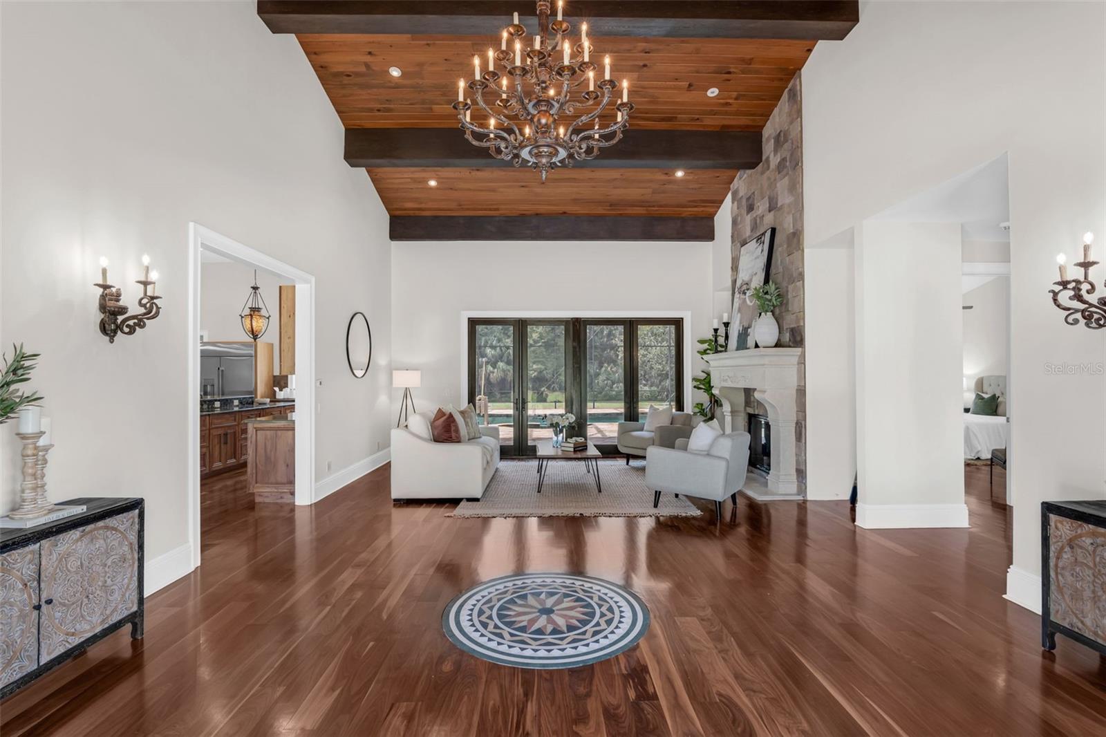 Image 10 of 75 For 935 River Edge Court