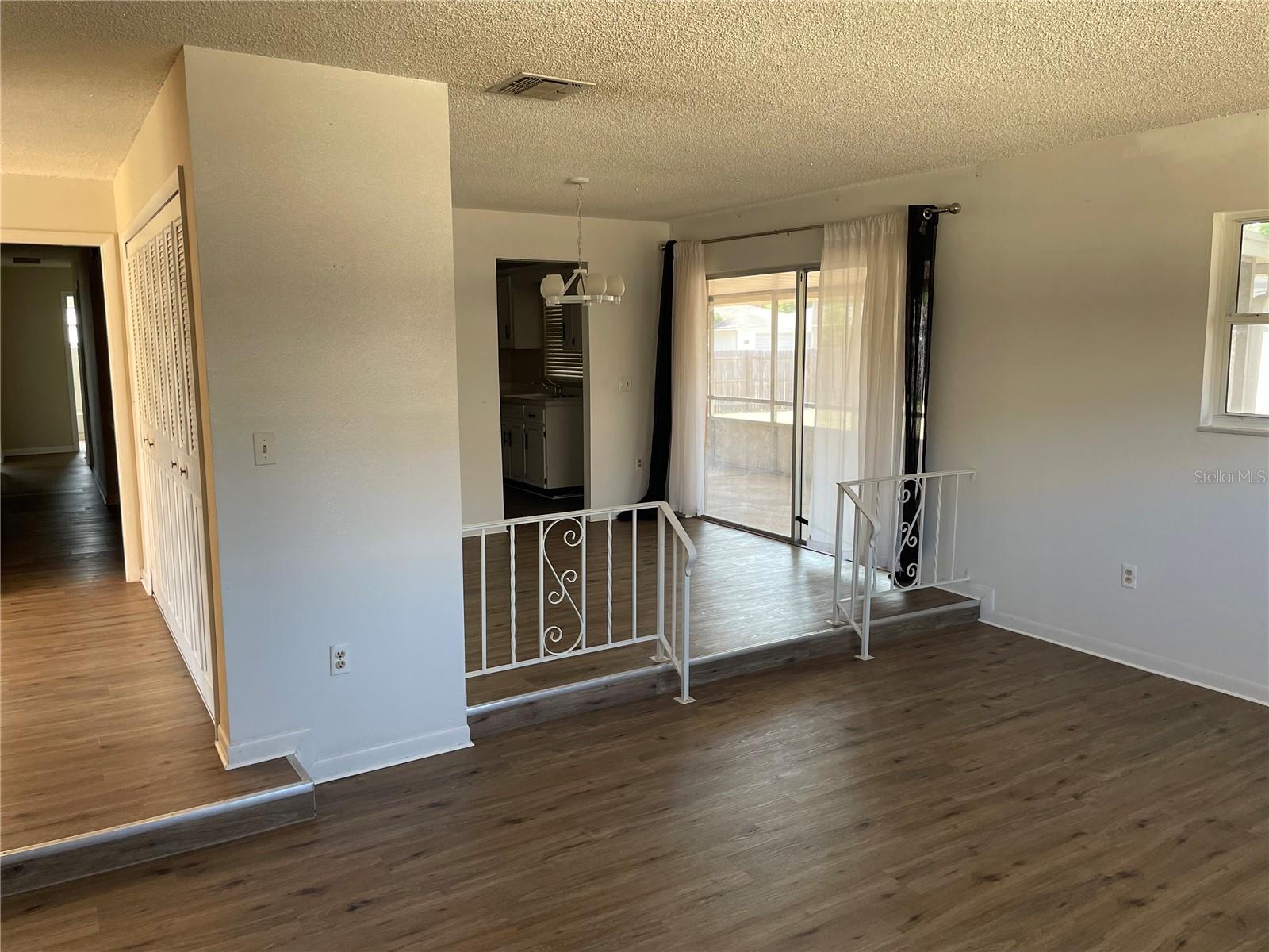 Image 3 of 4 For 7036 Cardinalwood Street