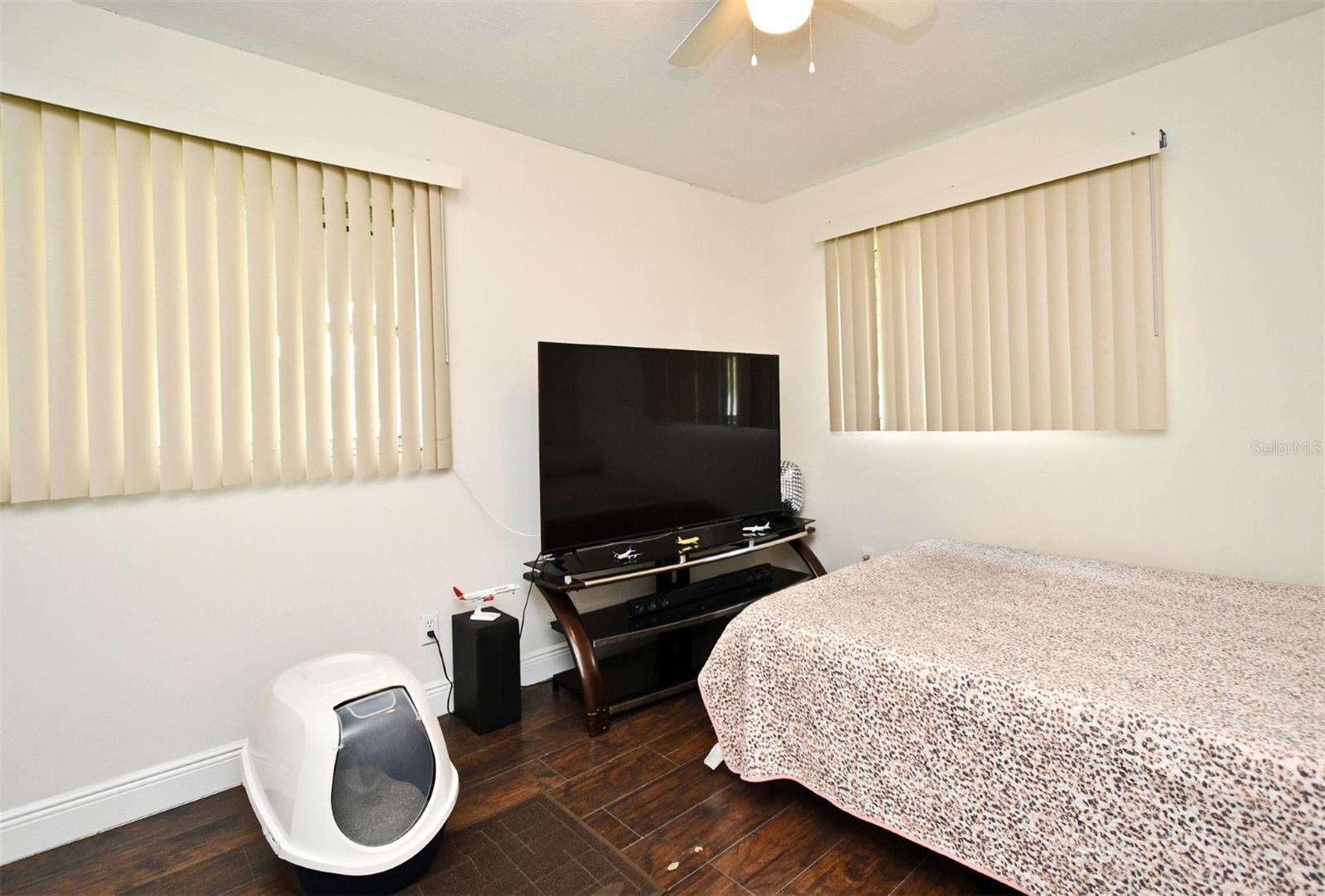 Image 21 of 31 For 800 Gaston Foster Road