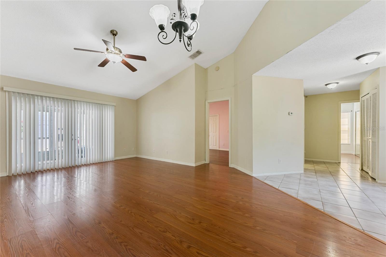 Image 3 of 13 For 7579 Groveoak Drive