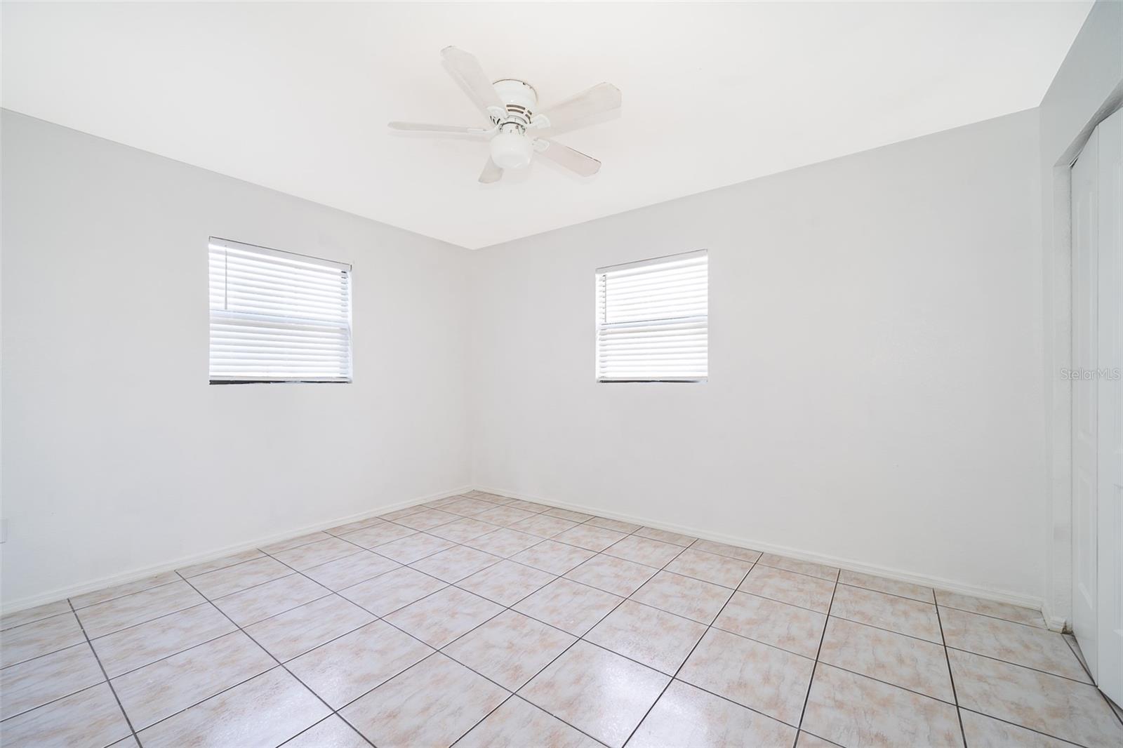 Image 11 of 17 For 118 Muriel Street