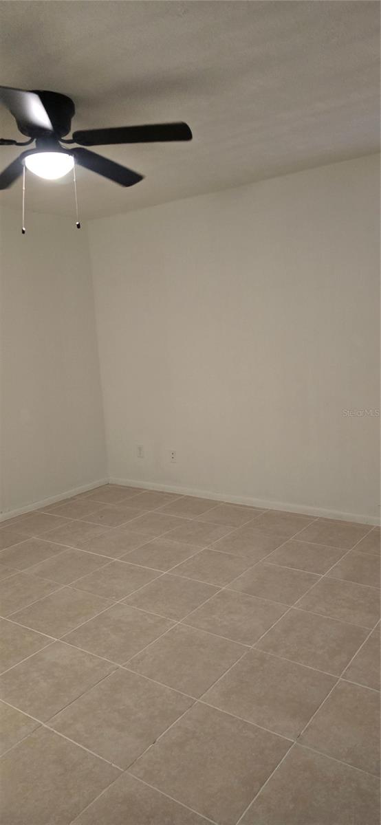 Image 11 of 20 For 2237 Greenview Circle