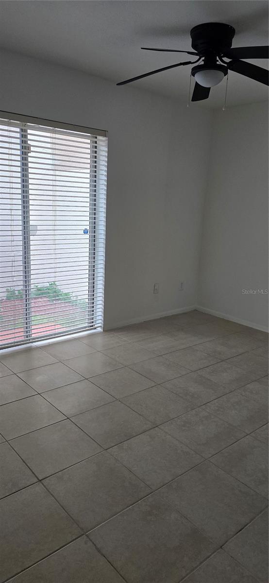 Image 7 of 20 For 2237 Greenview Circle