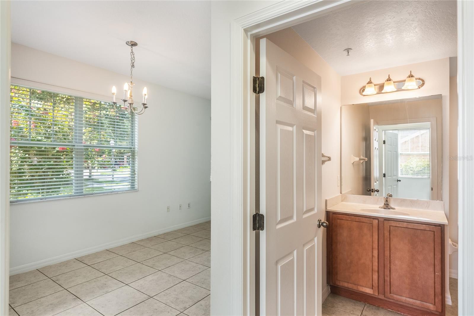 Image 11 of 34 For 10163 Hartford Maroon Road