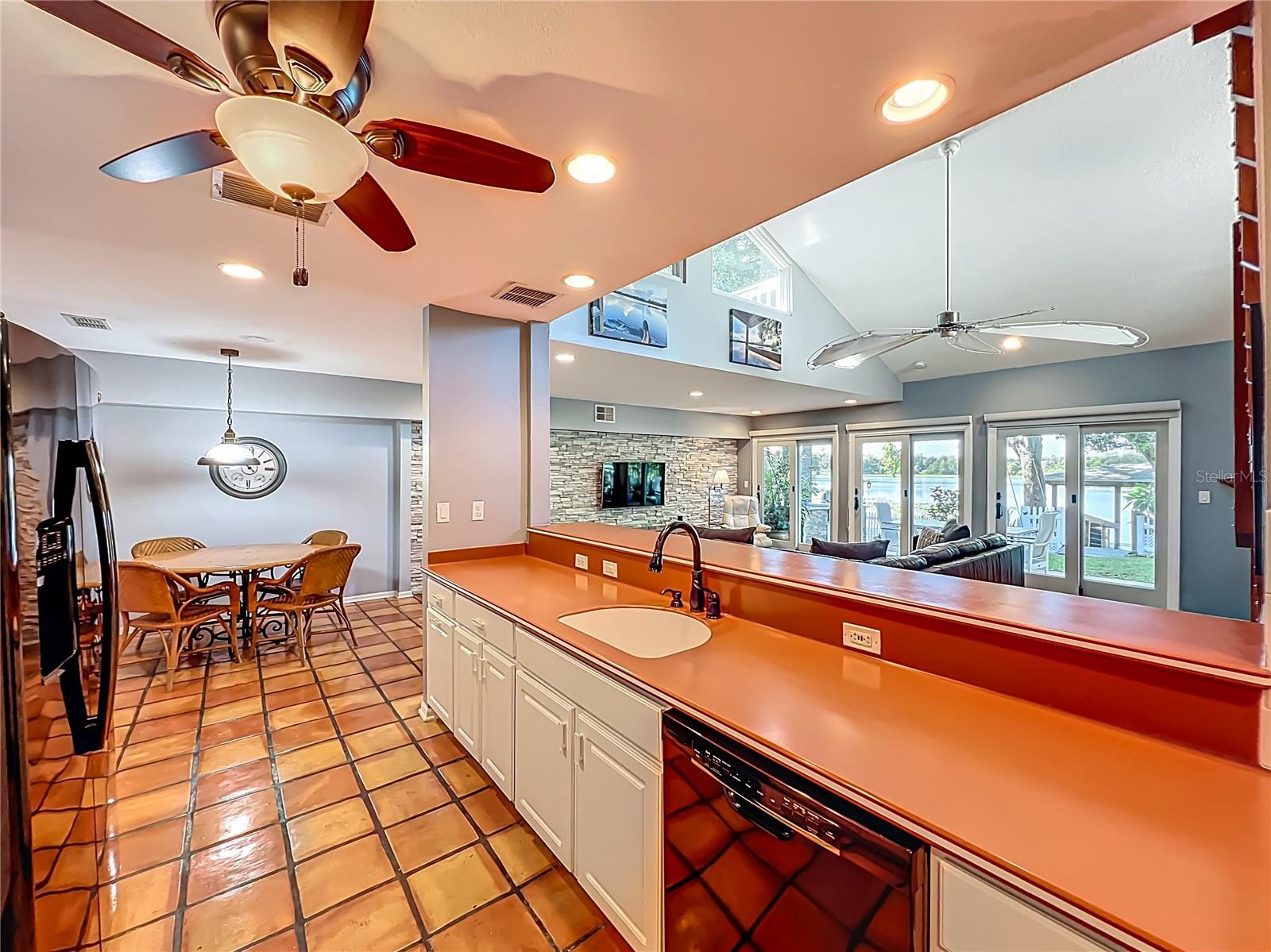 Image 10 of 97 For 186 Northshore Circle