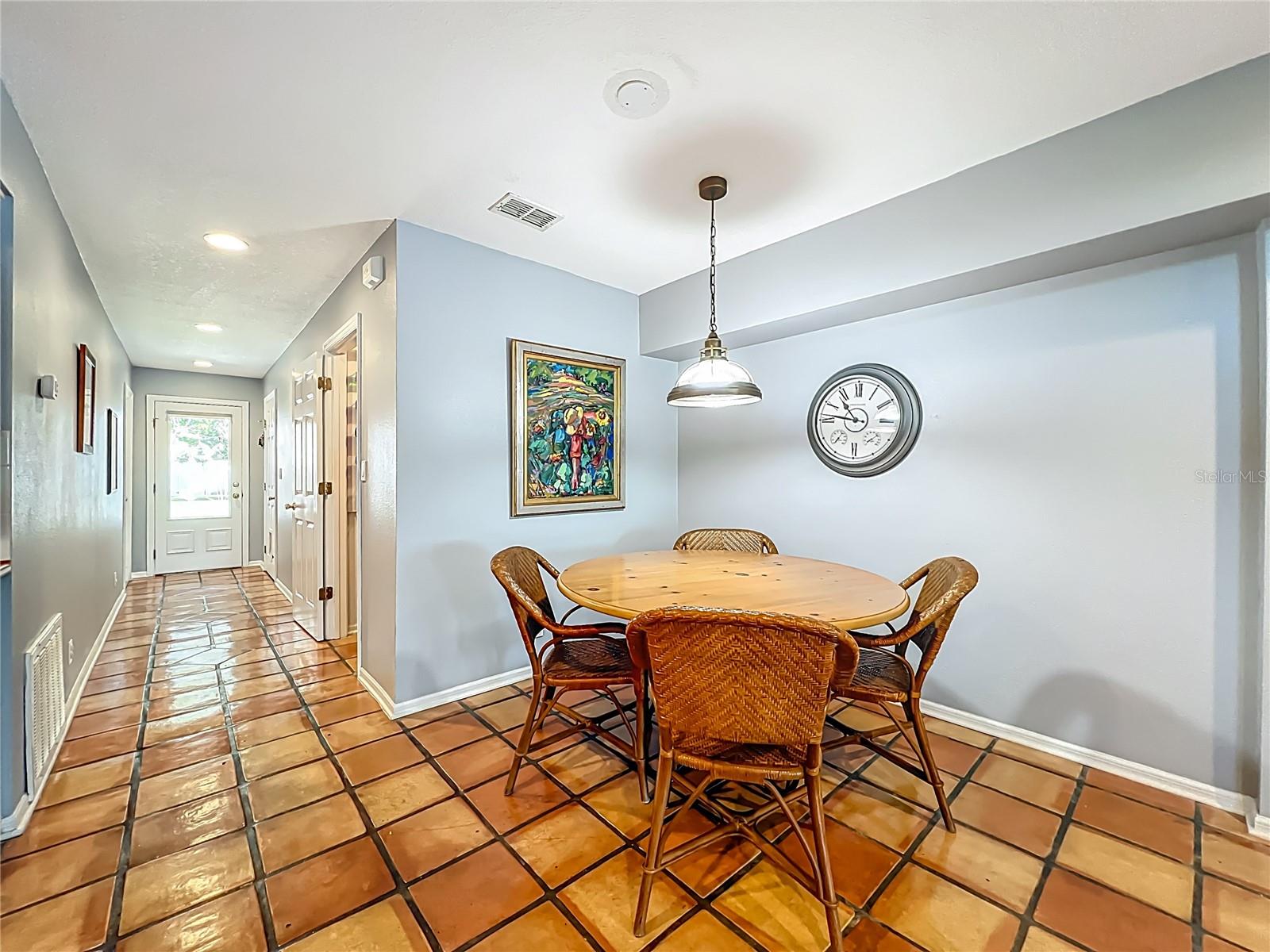 Image 16 of 97 For 186 Northshore Circle