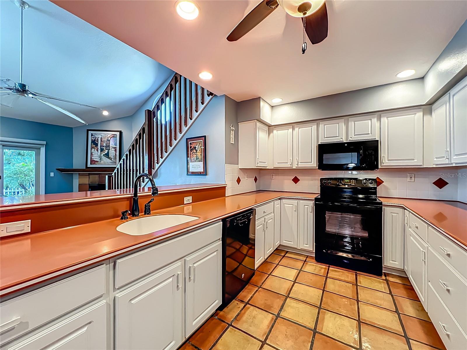 Image 7 of 97 For 186 Northshore Circle