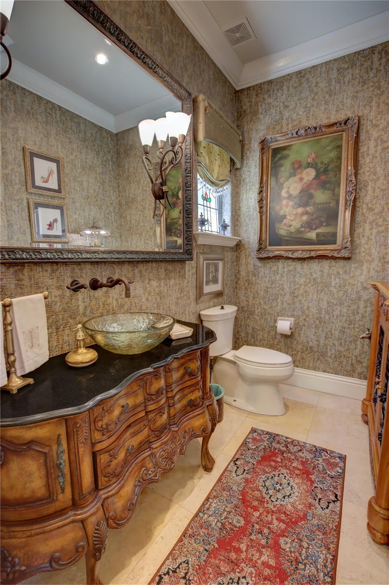 Image 14 of 63 For 280 Lake Brittany Court