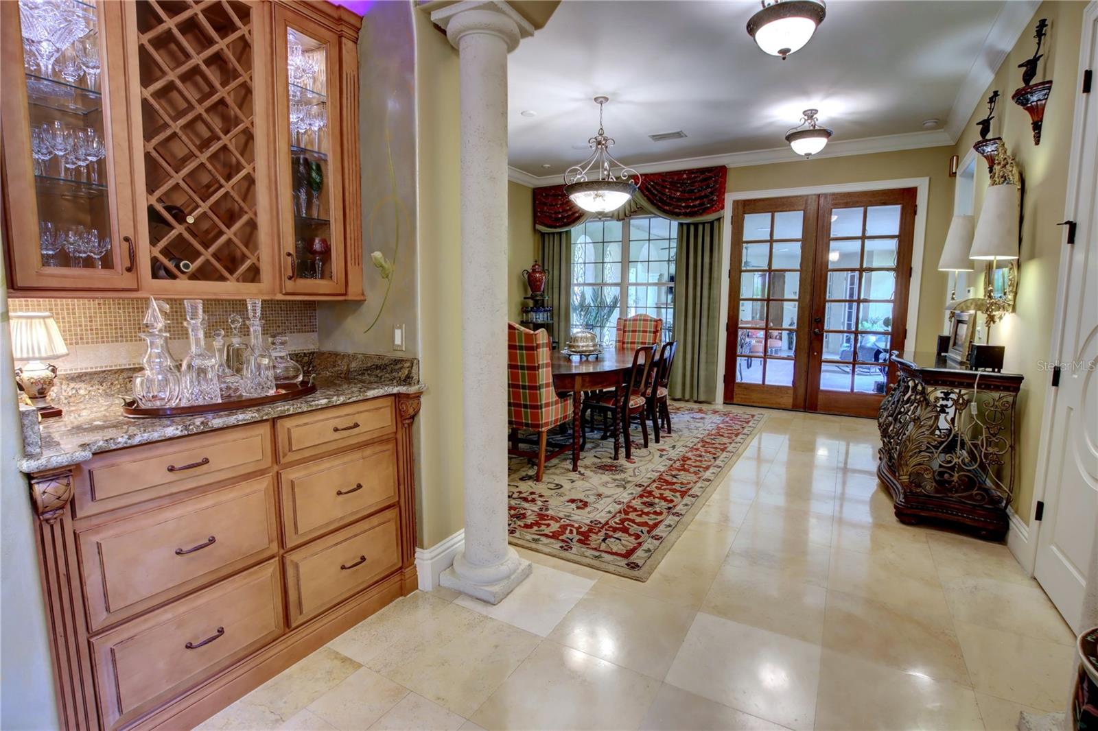 Image 17 of 63 For 280 Lake Brittany Court