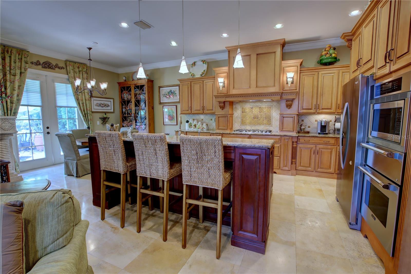 Image 24 of 63 For 280 Lake Brittany Court