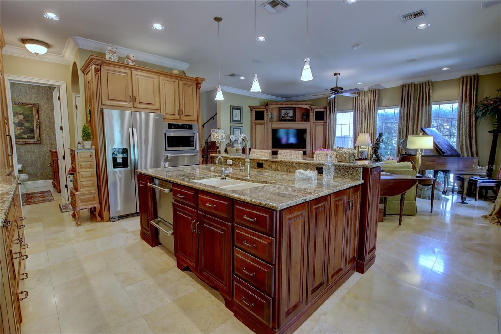 Image 26 of 63 For 280 Lake Brittany Court