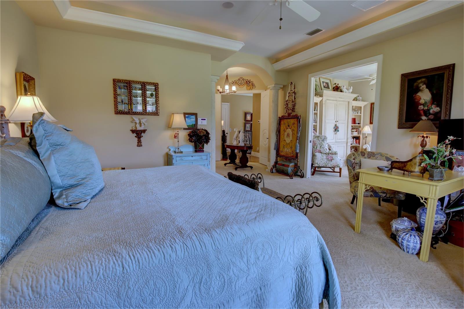 Image 35 of 63 For 280 Lake Brittany Court