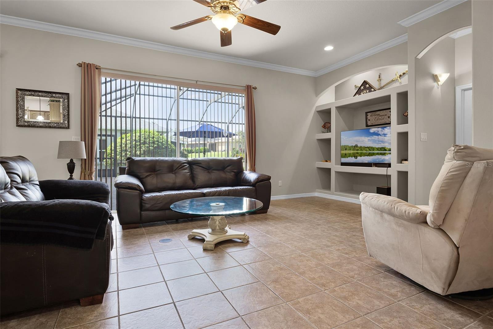 Image 10 of 87 For 25545 Laurel Valley Rd