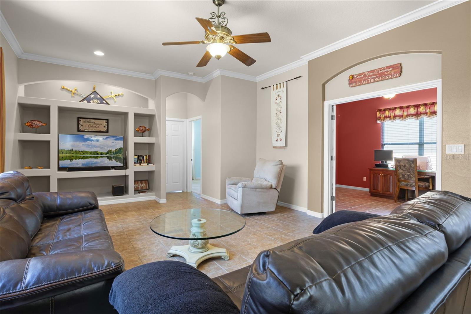 Image 12 of 87 For 25545 Laurel Valley Rd