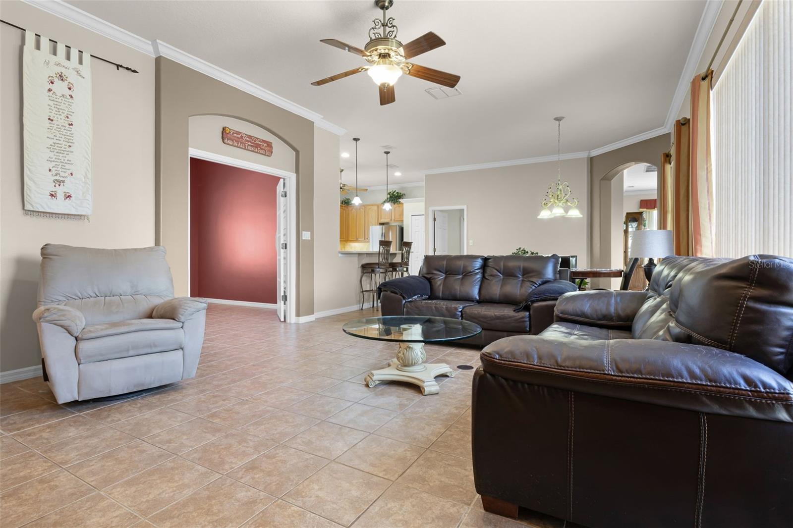Image 8 of 87 For 25545 Laurel Valley Rd