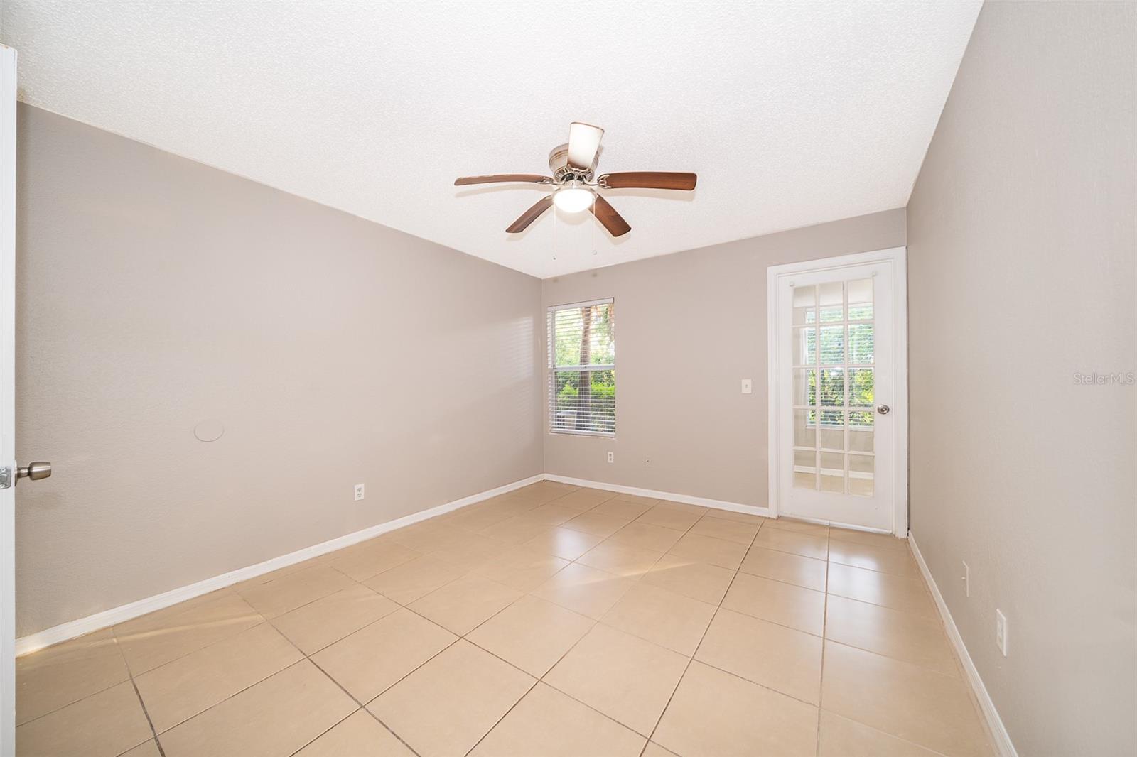 Image 15 of 25 For 5140 Conroy Road 16