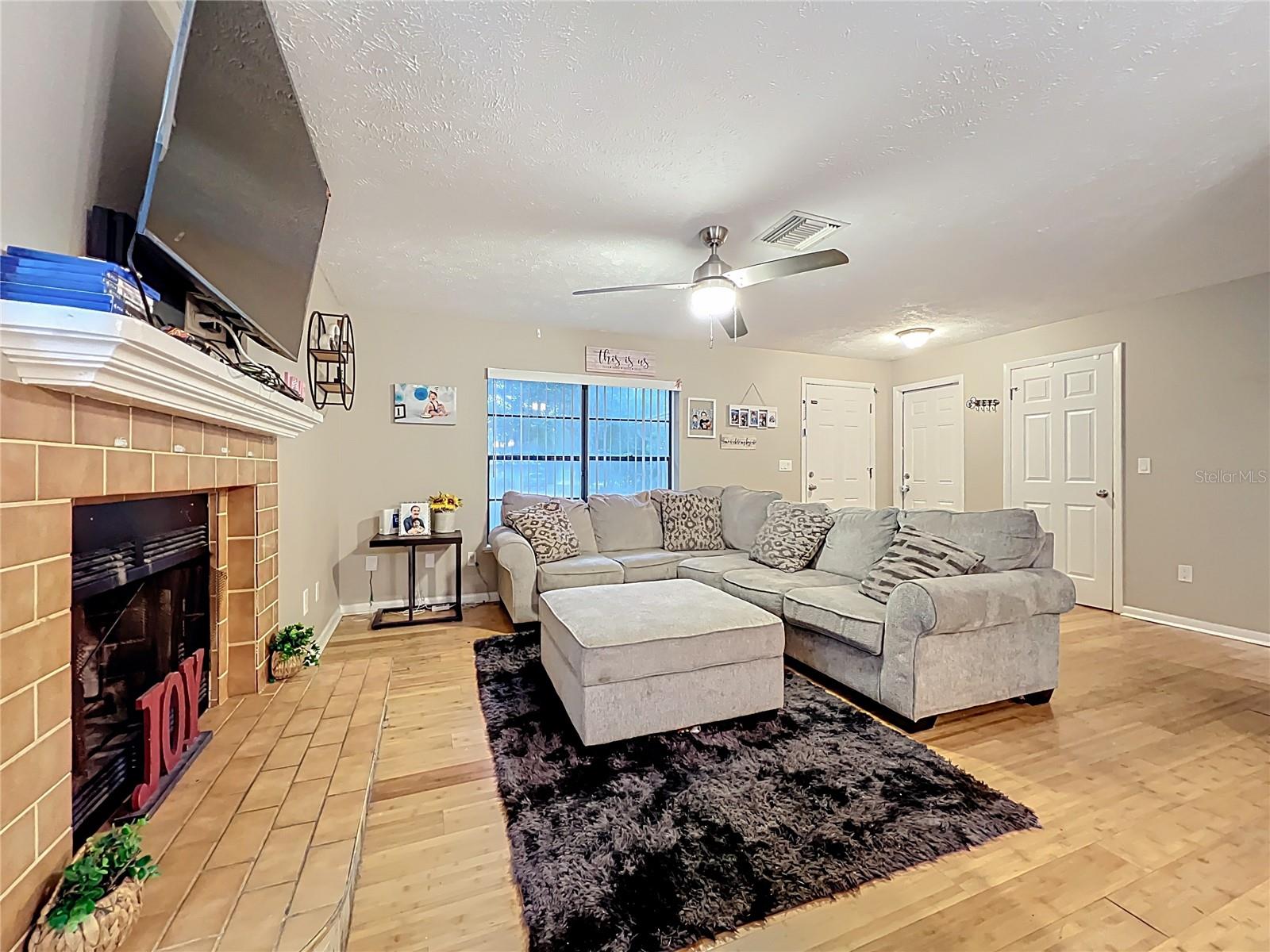 Image 4 of 31 For 189 3rd Street