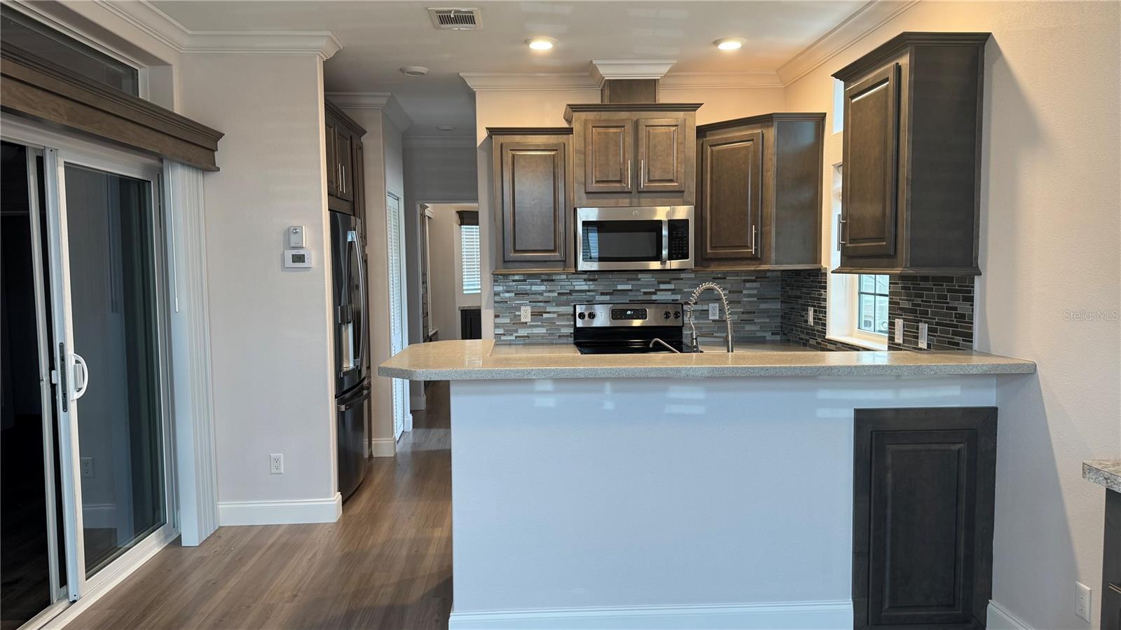 Image 10 of 28 For 2450 Cypress Street