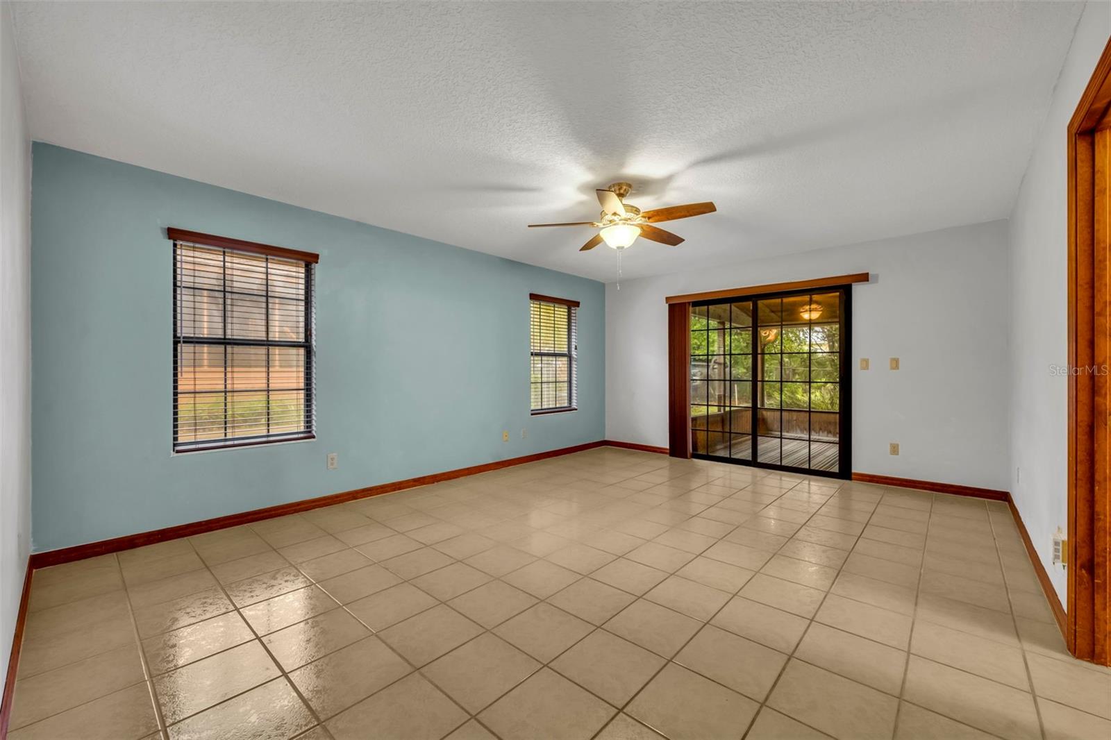 Image 12 of 29 For 581 Terrace Drive