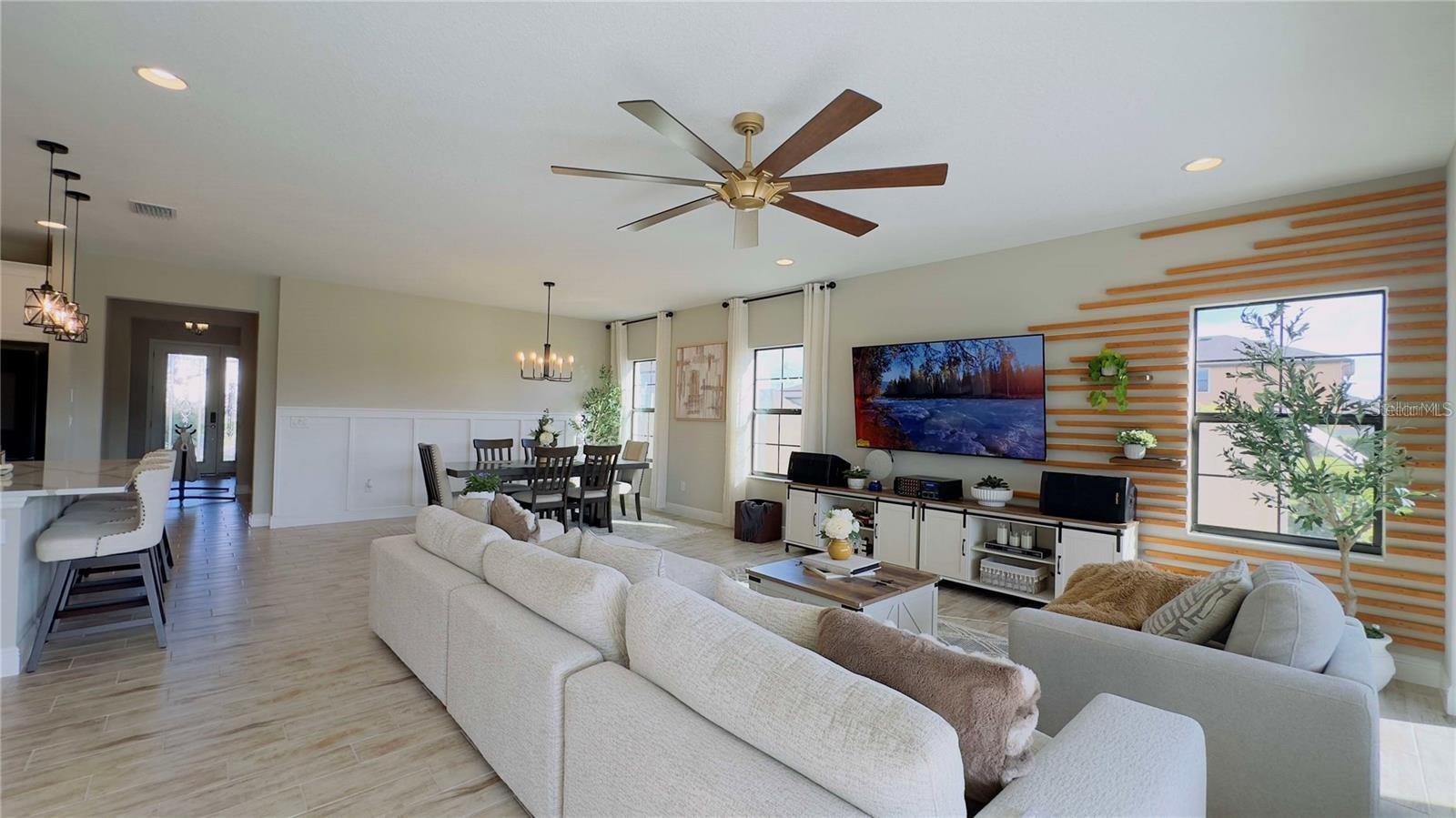 Image 12 of 46 For 12661 Oak Hill Way