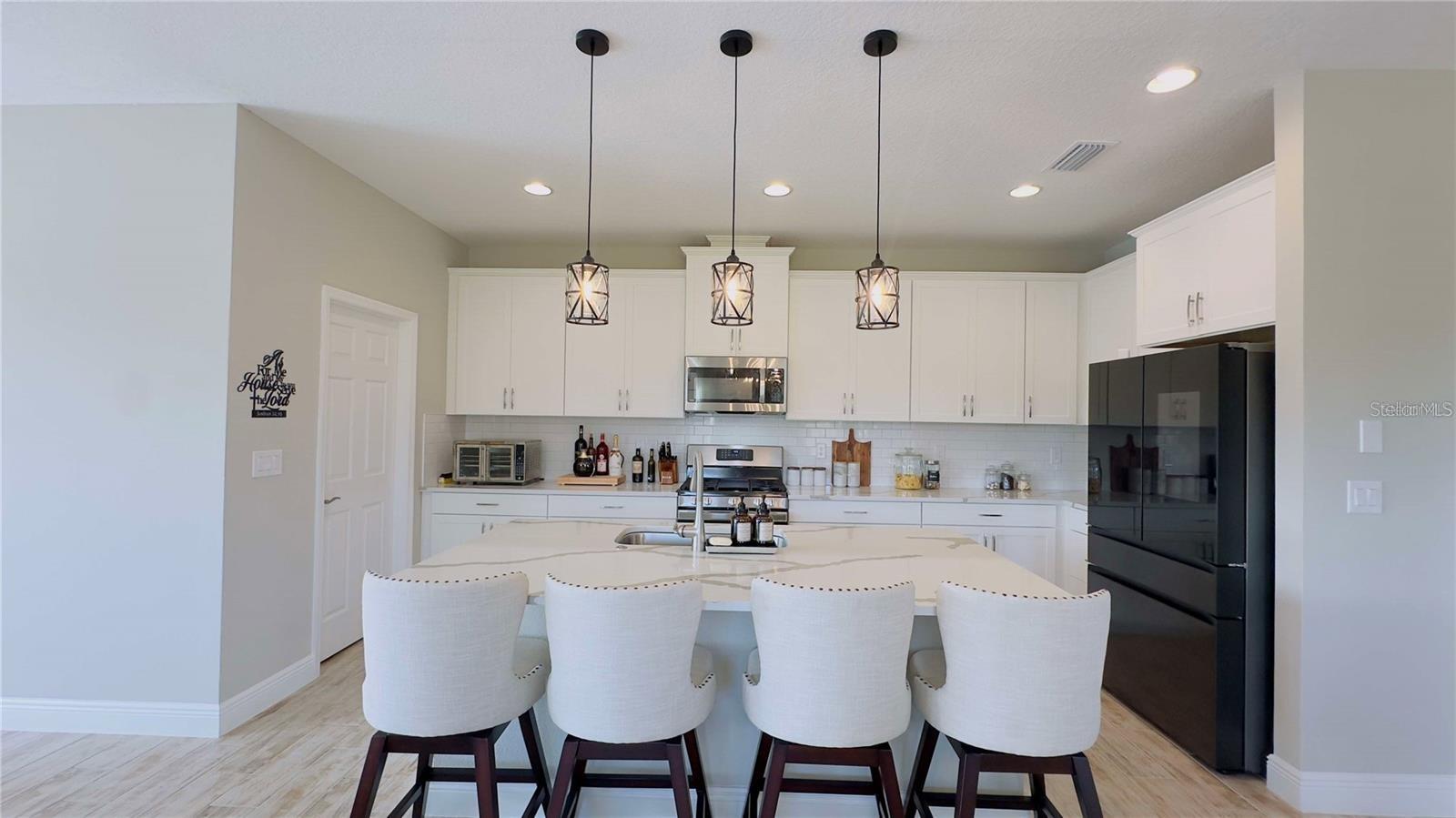Image 14 of 46 For 12661 Oak Hill Way