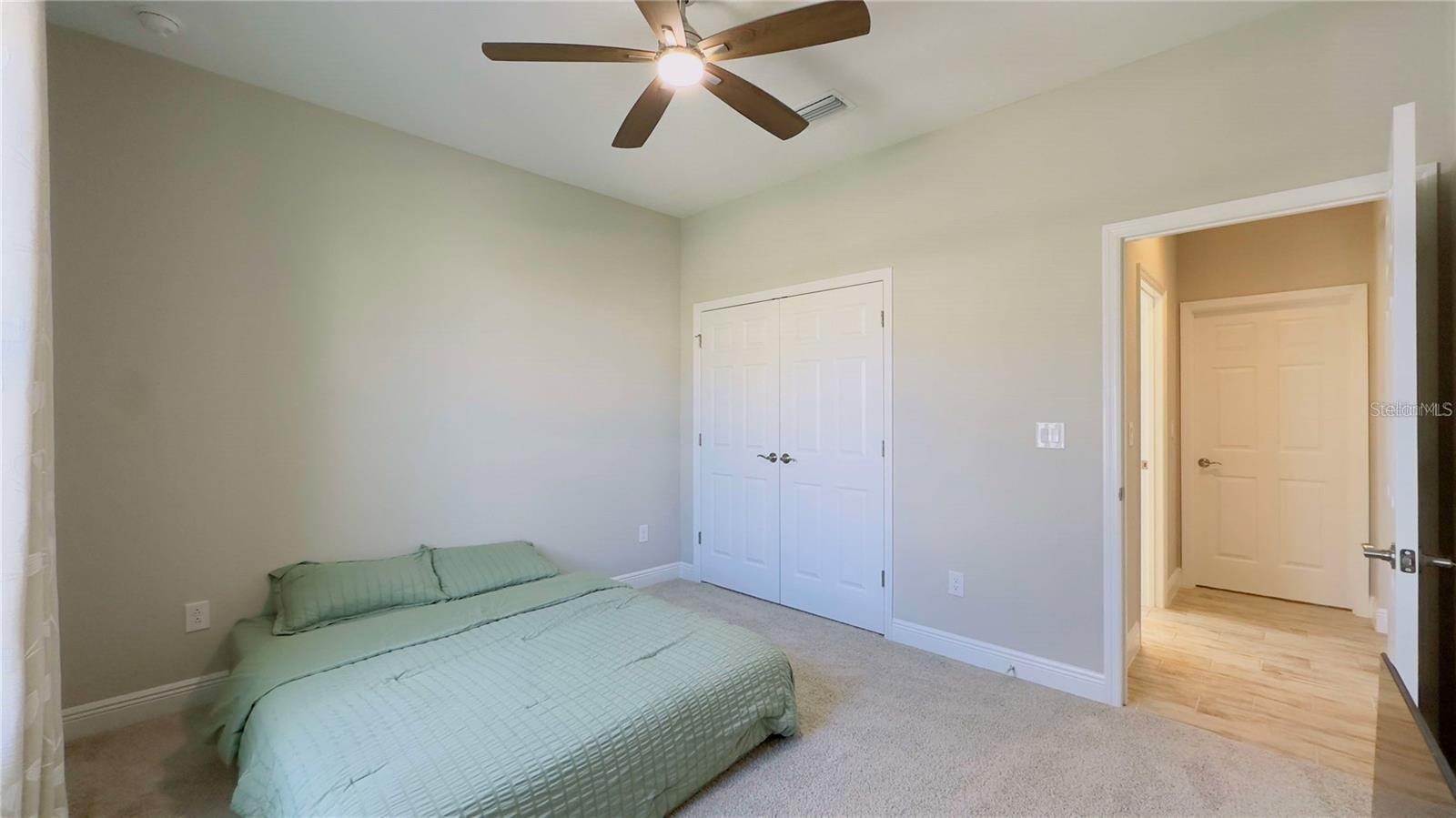 Image 31 of 46 For 12661 Oak Hill Way