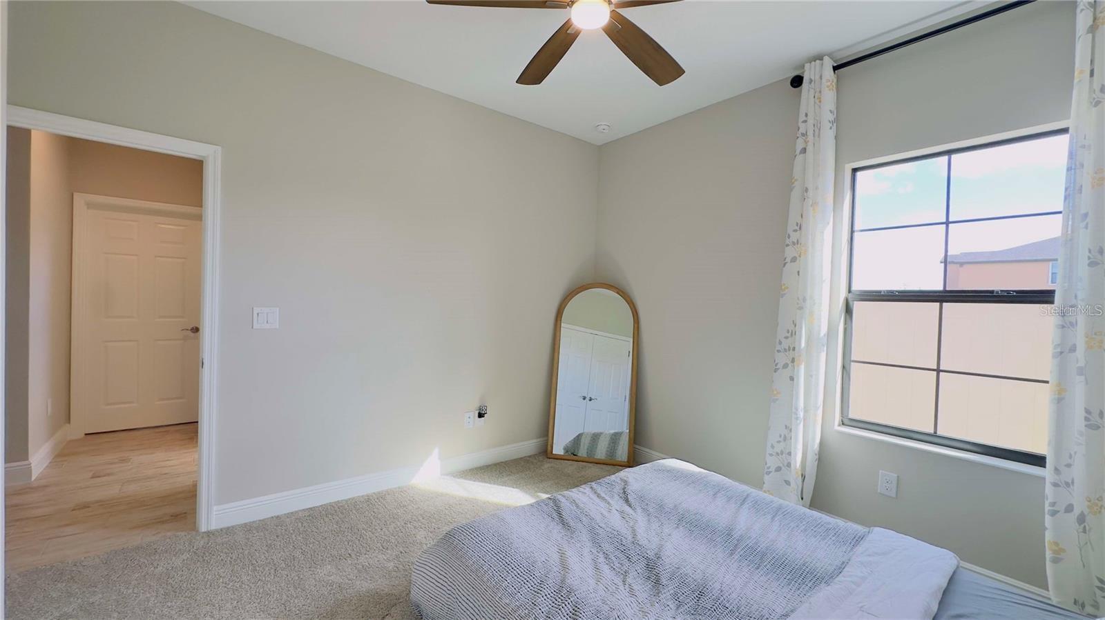 Image 36 of 46 For 12661 Oak Hill Way