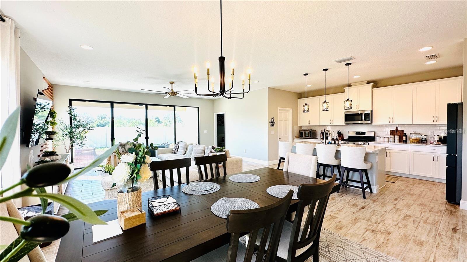 Image 6 of 46 For 12661 Oak Hill Way