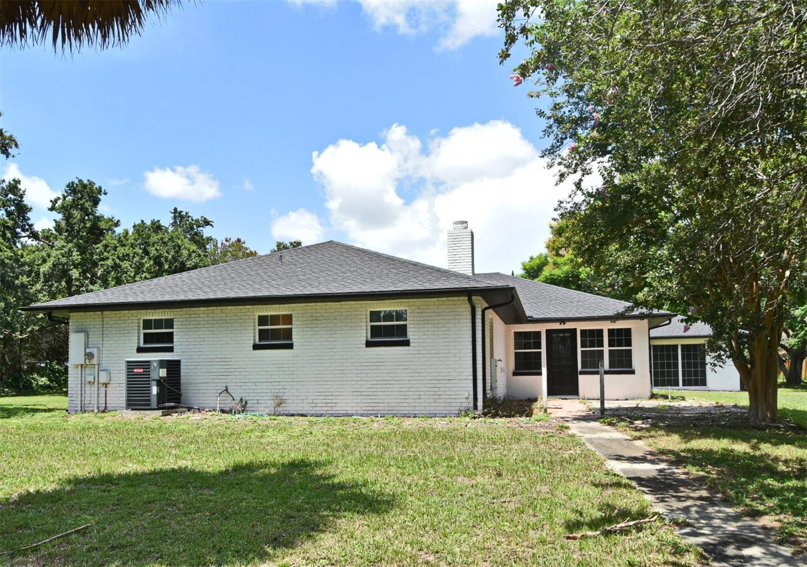 Image 7 of 69 For 26850 Trimpi Road